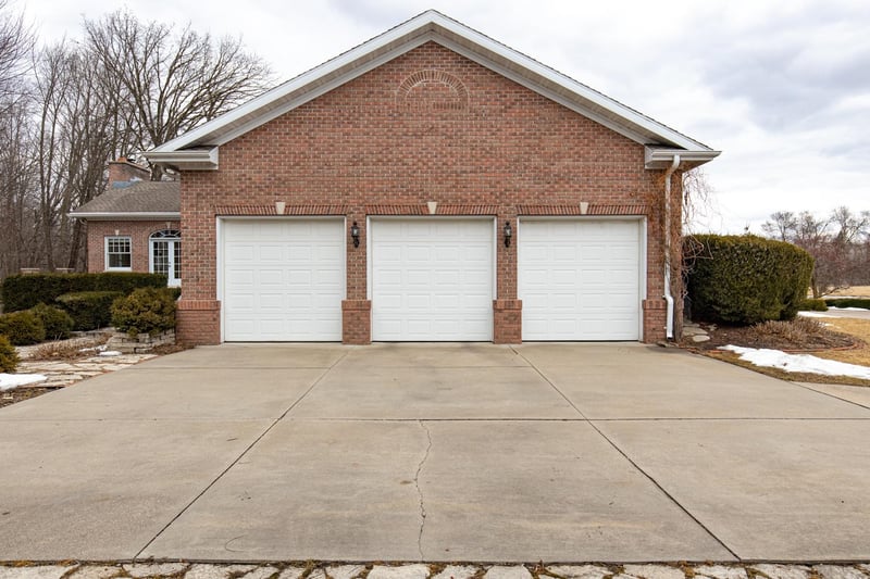 W9258 Lamise Way, Hortonville, WI 54944
