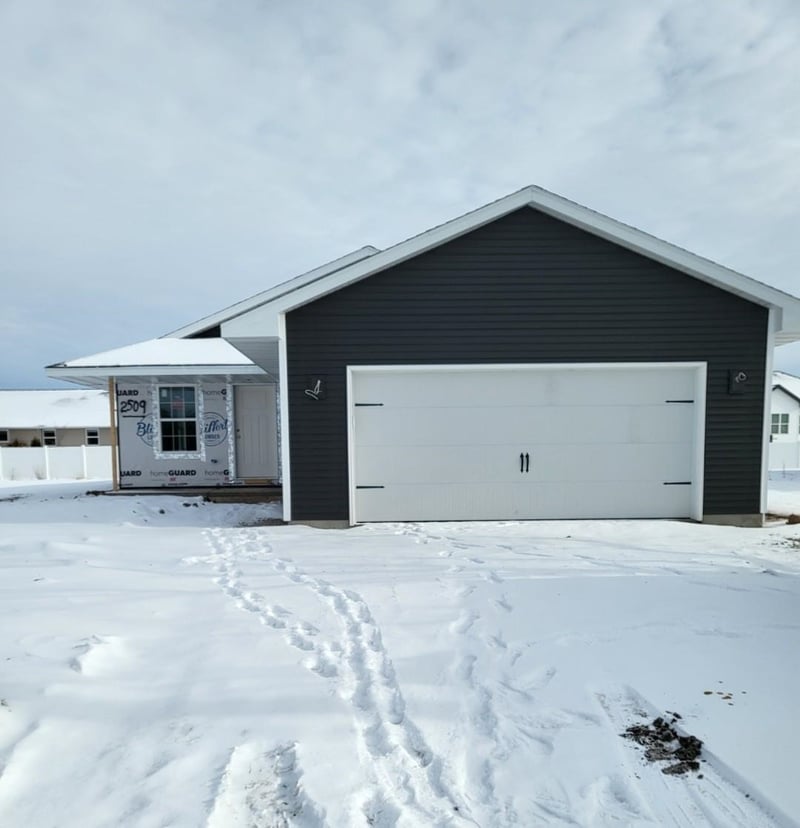 2509 Lawrence Dr, De Pere, WI 54115