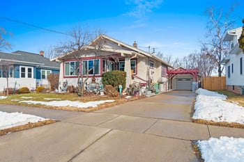 1339 Chicago St, Green Bay, WI 54301-3837
