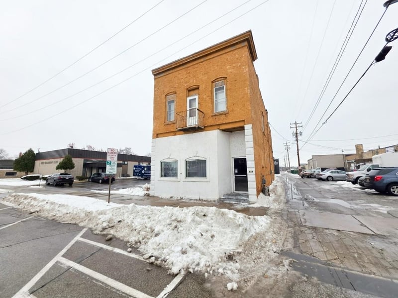 618 Bodart St, Green Bay, WI 54301