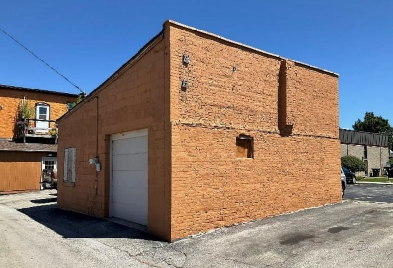 618 Bodart St, Green Bay, WI 54301