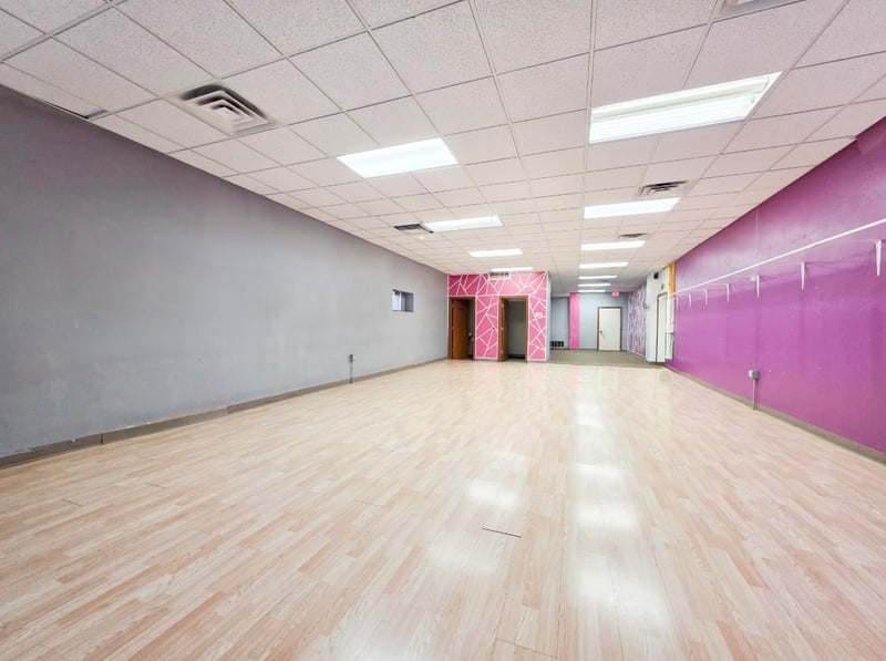 618 Bodart St, Green Bay, WI 54301