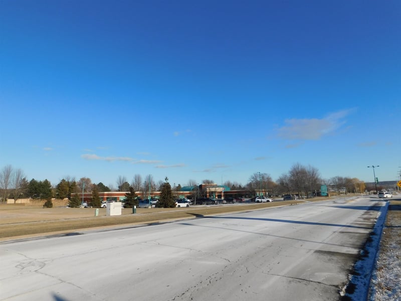 1861 Chicago St, De Pere, WI 54115-3460