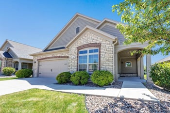 210 Bedford Rd, Green Bay, WI 54311-5623