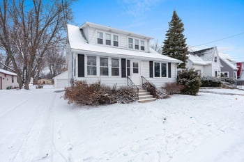 1343 Eliza St, Green Bay, WI 54391-3136