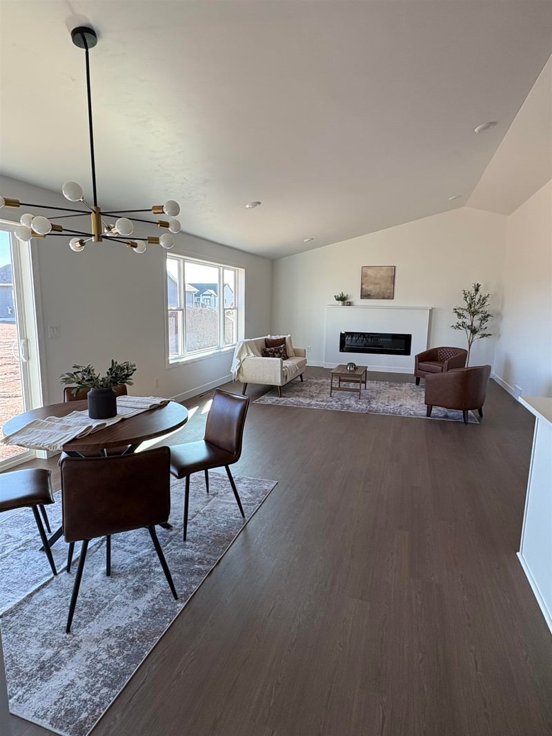 W5609 Tonys Way, Appleton, WI 54915