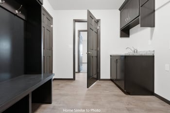 1719 Betty Jean Ln, Green Bay, WI 54313