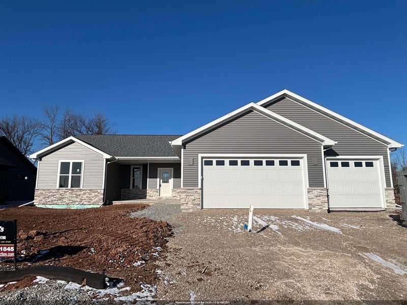 N9257 Breezy Way, Appleton, WI 54915