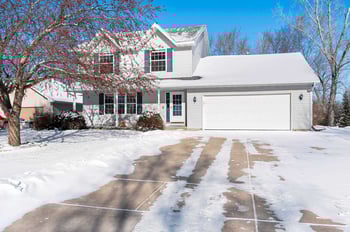 2374 Yolanda Cir, Green Bay, WI 54303