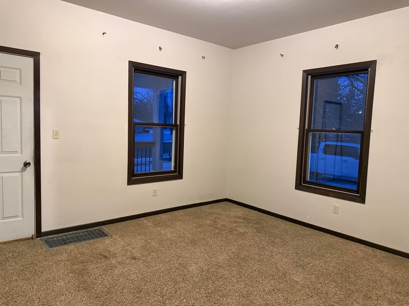 1421 Midway Rd, Appleton, WI 54915