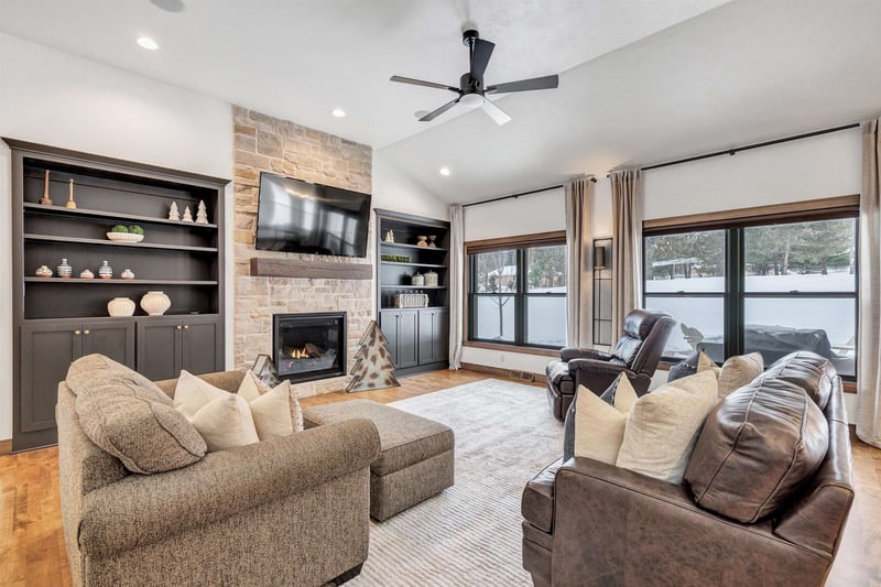 3400 Wynding Ridge Way, Green Bay, WI 54313-8288