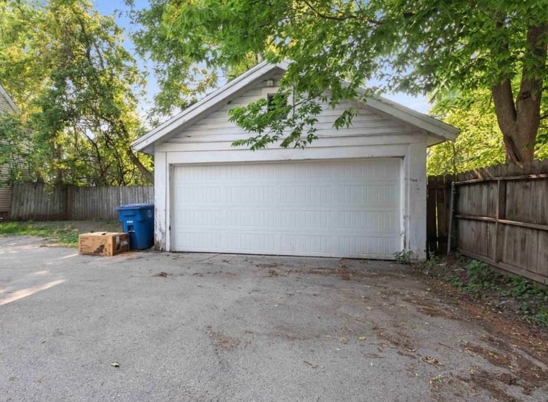 735 Jackson St, Oshkosh, WI 54901-4320