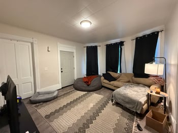 735 Jackson St, Oshkosh, WI 54901-4320