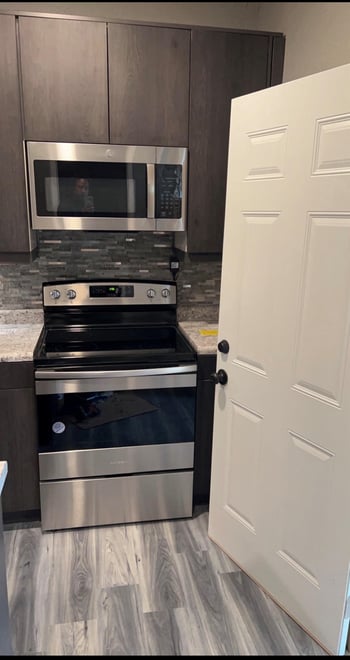 1322 Broadway , Green Bay, WI 54304-3506