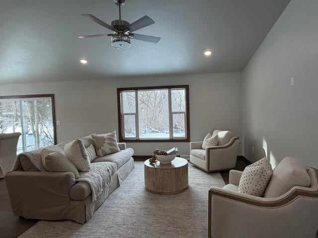 1921 Lone Grove Ave, Green Bay, WI 54303