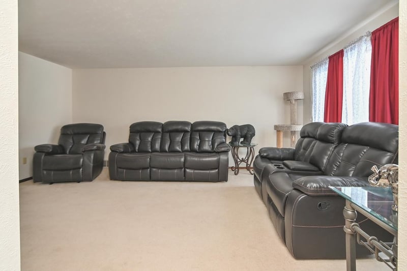 441 Menlo Park Rd, Green Bay, WI 54302