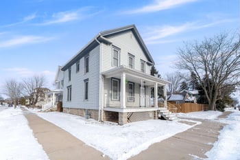 602 Ceape Ave, Oshkosh, WI 54901-5211