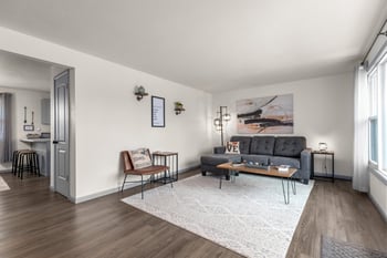 1170 Raleigh St, Green Bay, WI 54304