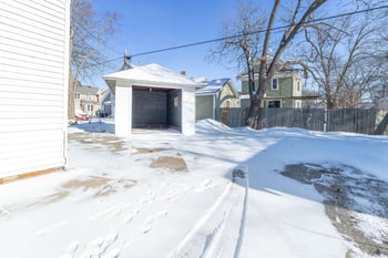 630 Jackson St, Oshkosh, WI 54901-4345