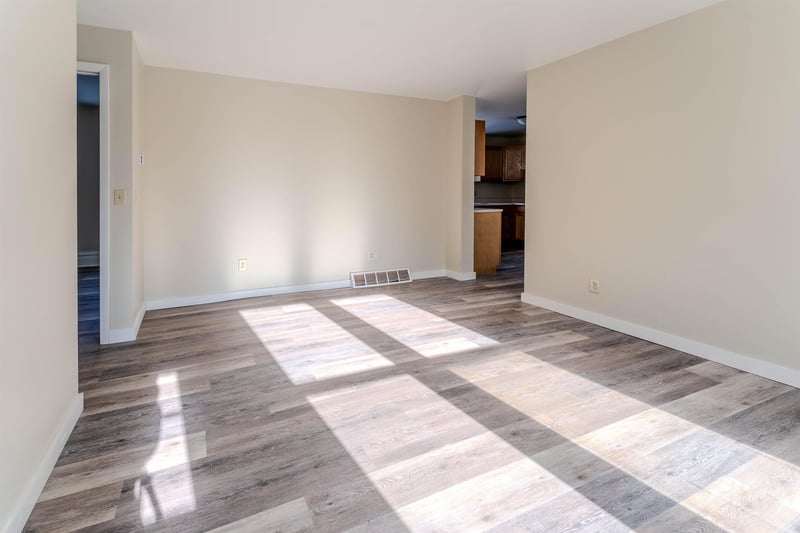 630 Jackson St, Oshkosh, WI 54901-4345