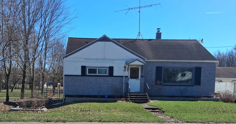 515 Groninger St, Suring, WI 54174