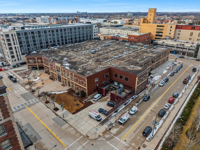 301 Adams St #120, Green Bay, WI 54301