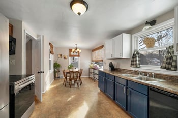 1433 11th Ave, Green Bay, WI 54304