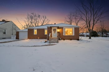 1433 11th Ave, Green Bay, WI 54304