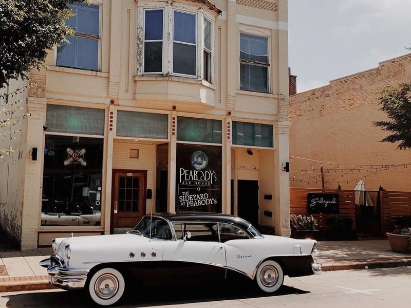 544 Main St, Oshkosh, WI 54901-4925