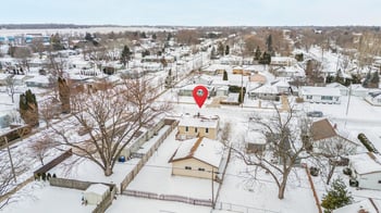 1852 Mccurdy St, Oshkosh, WI 54902