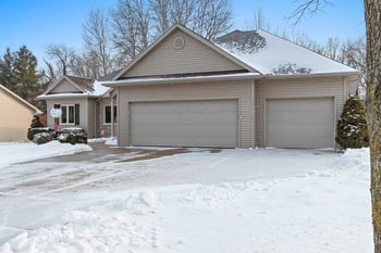 2875 Bristol Mountain Trl, Green Bay, WI 54313-9216