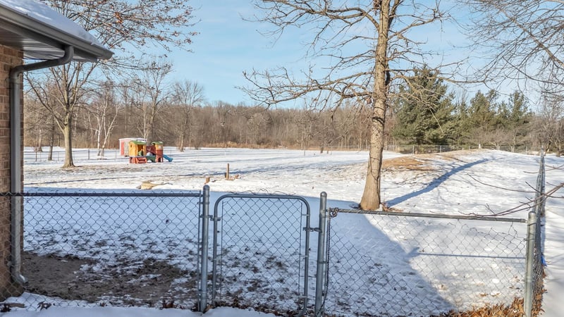 W2610 Sievert Rd, Seymour, WI 54165