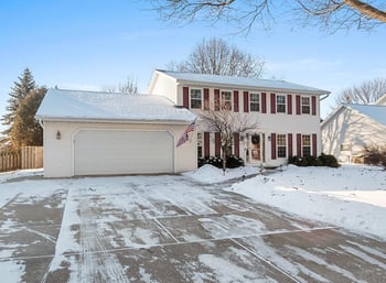 2775 Independence Dr, Green Bay, WI 54304-1824