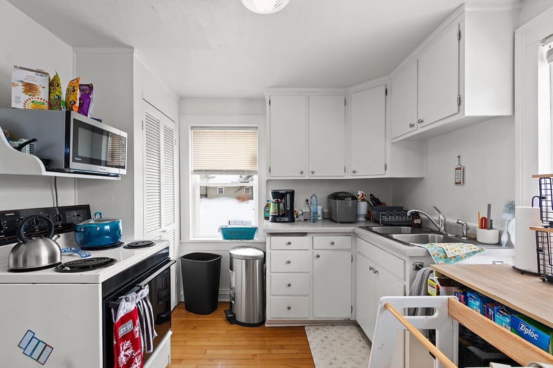 417 Fulton St, De Pere, WI 54115