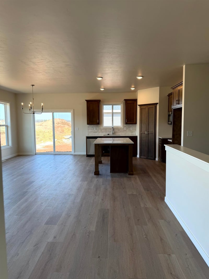 1439 Divinity Dr, De Pere, WI 54115