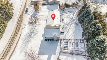 1951 Amy Jo Dr, Oshkosh, WI 54904