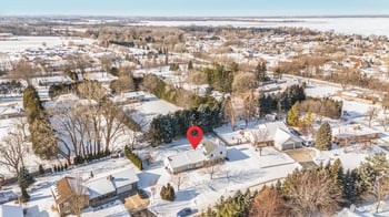 1951 Amy Jo Dr, Oshkosh, WI 54904