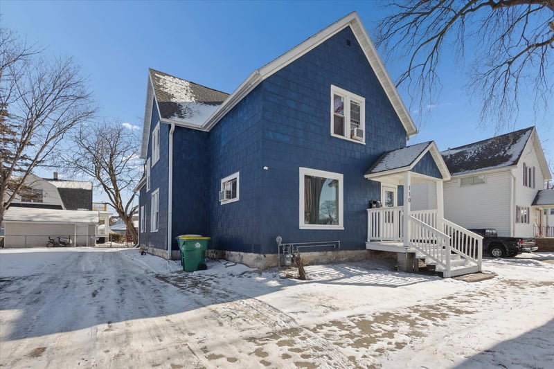 110 Clay St, Green Bay, WI 54301