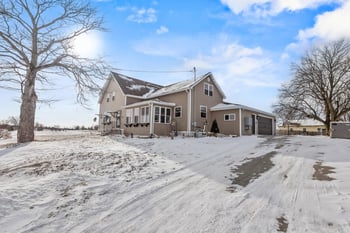 4292 Stagecoach Rd, Green Bay, WI 54311