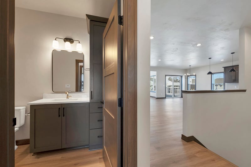 2362 Whispering Wind Ln, Green Bay, WI 54303