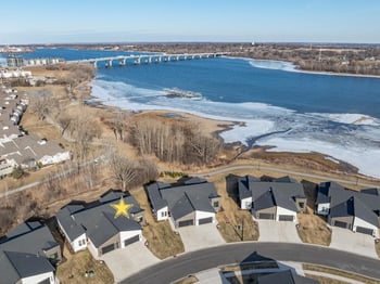 359 Aldon Cir, Green Bay, WI 54304