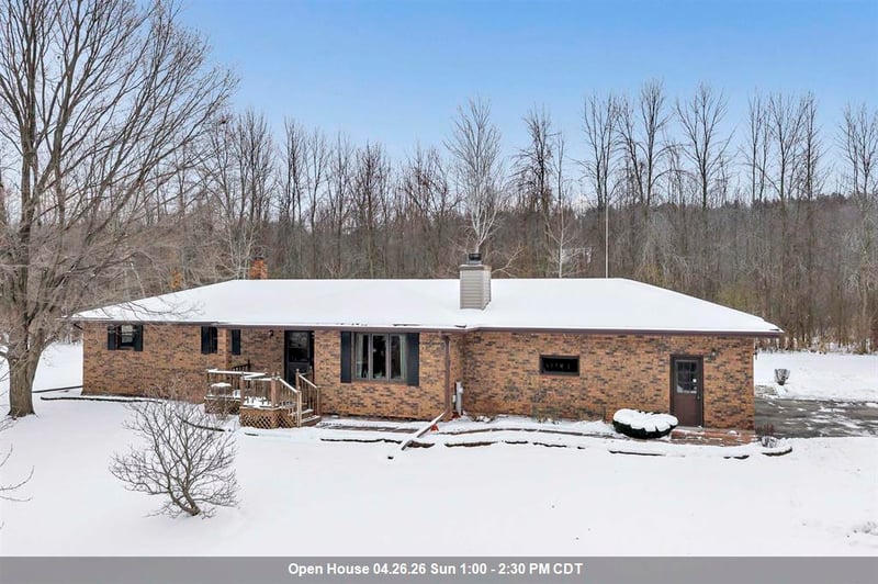 4940 Hafeman Ln, Green Bay, WI 54311