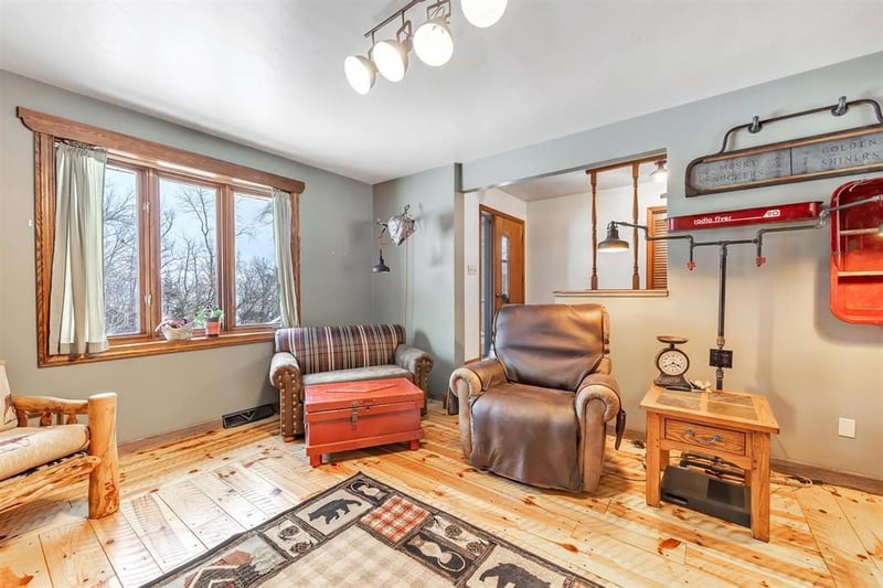 4940 Hafeman Ln, Green Bay, WI 54311