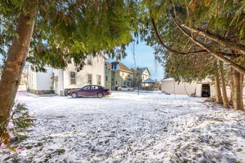 1217 Jackson St, Oshkosh, WI 54901