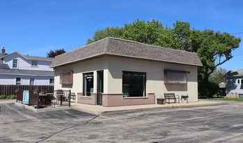 1226 Oregon St, Oshkosh, WI 54902-6461