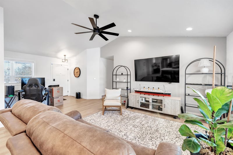 3504 Aerts Ln, De Pere, WI 54115