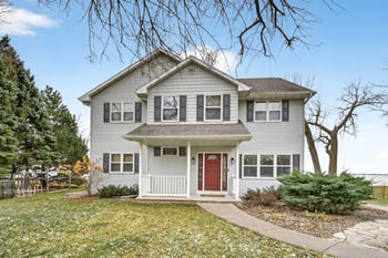 W6537 Firelane 8 , Menasha, WI 54952