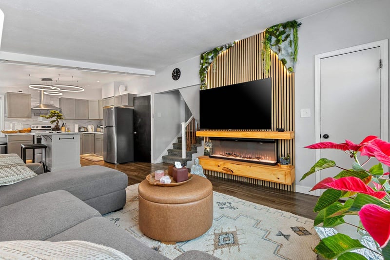 1155 Norwood Ave, Green Bay, WI 54304