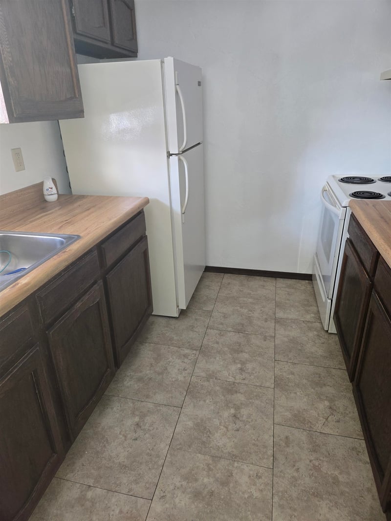 1755 Maricopa Dr #C, Oshkosh, WI 54904-9156