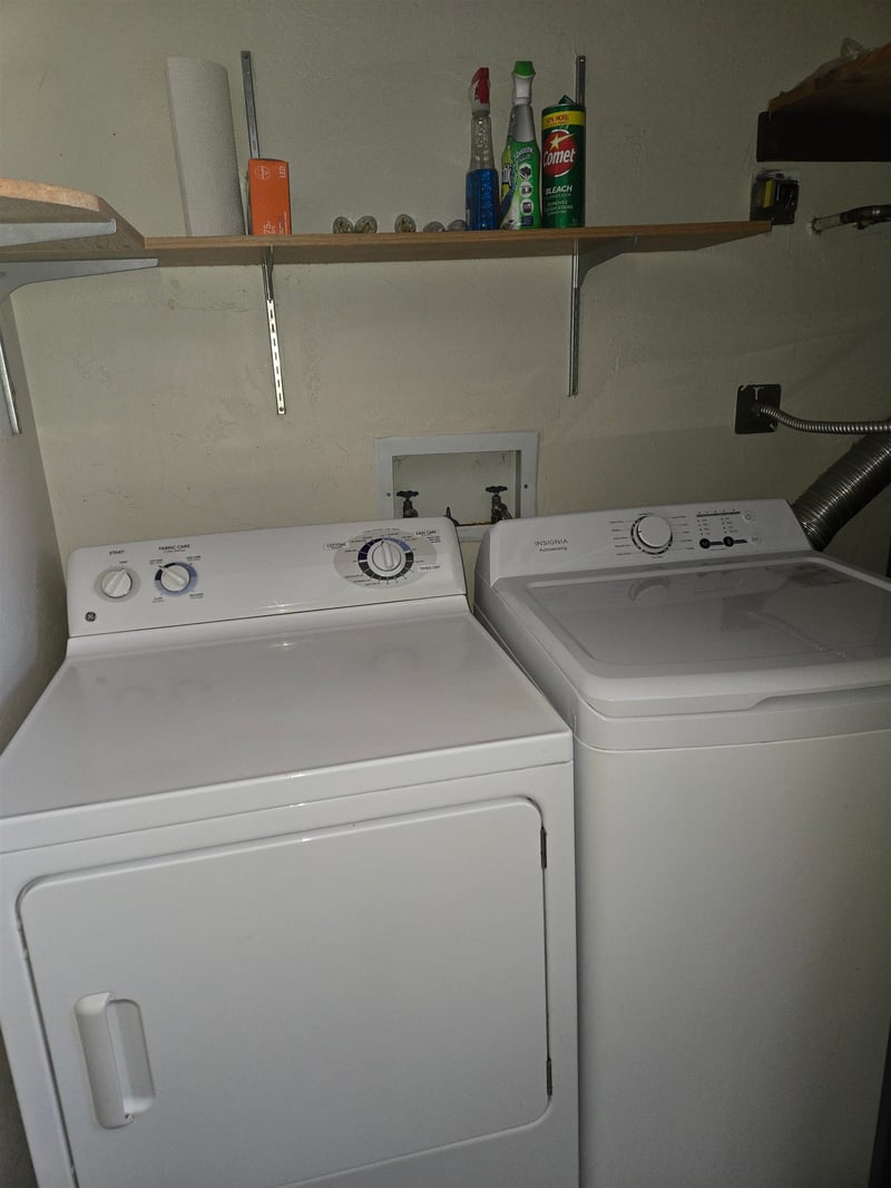 1755 Maricopa Dr #C, Oshkosh, WI 54904-9156